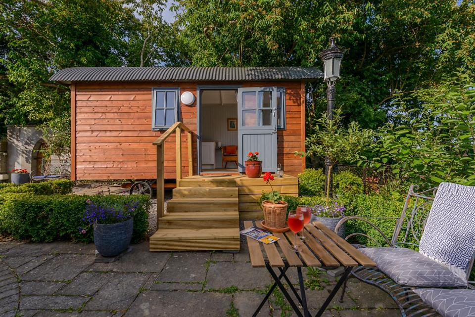 Hawthorn Hut Kilkenny Glamping At Jenkinstown House Otel Jenkinstown Park Dış mekan fotoğraf