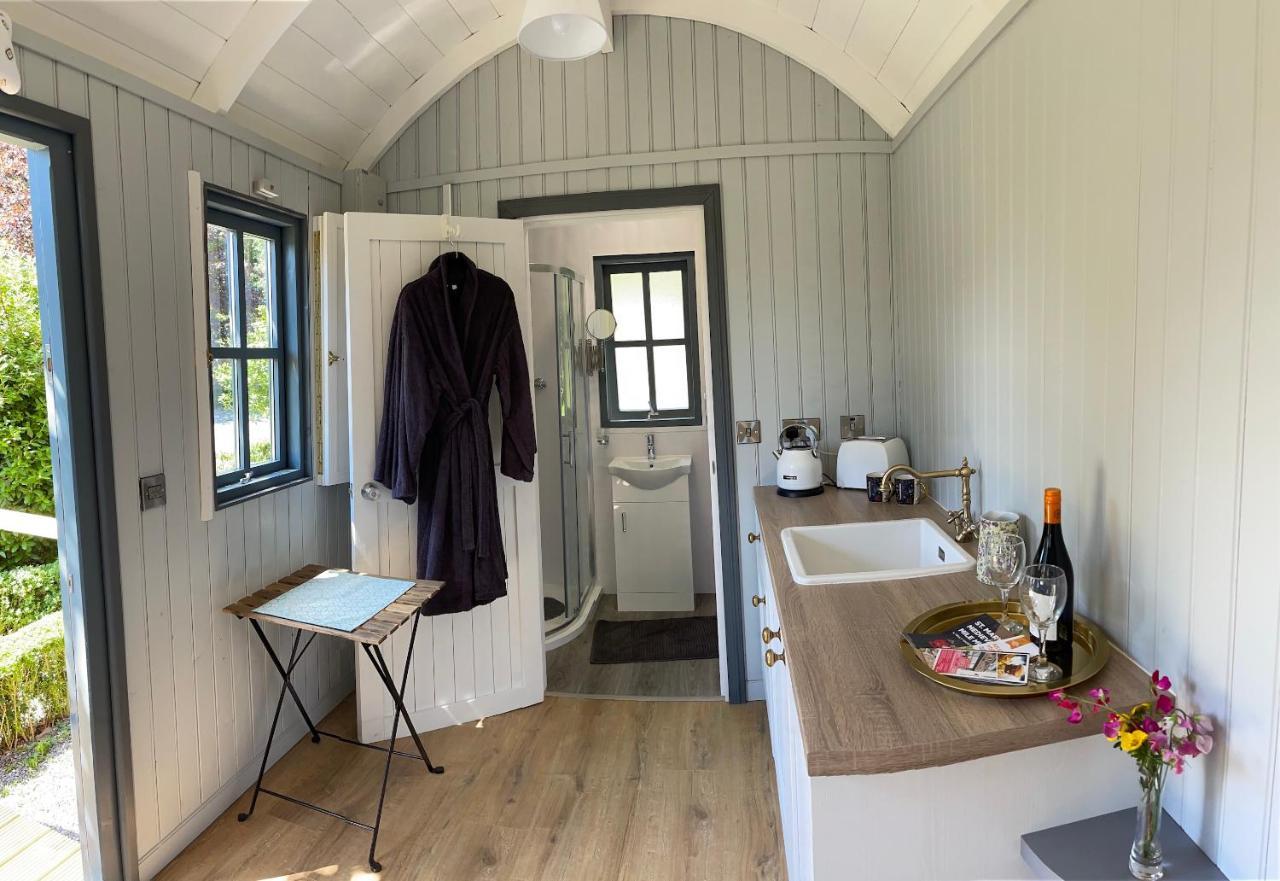 Hawthorn Hut Kilkenny Glamping At Jenkinstown House Otel Jenkinstown Park Dış mekan fotoğraf