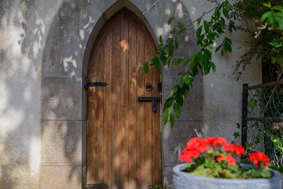 Hawthorn Hut Kilkenny Glamping At Jenkinstown House Otel Jenkinstown Park Dış mekan fotoğraf